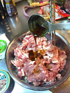 タレを肉へ.jpg